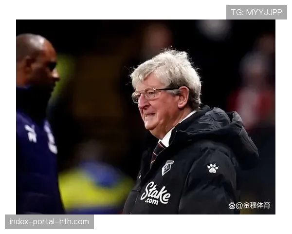 水晶宫老帅霍奇森谈防守哲学:“现代足球的压迫始于丢失球权0.5秒后” 水晶宫老帅霍奇森谈防守哲学:“现代足球的压迫始于丢失球权0.5秒后”